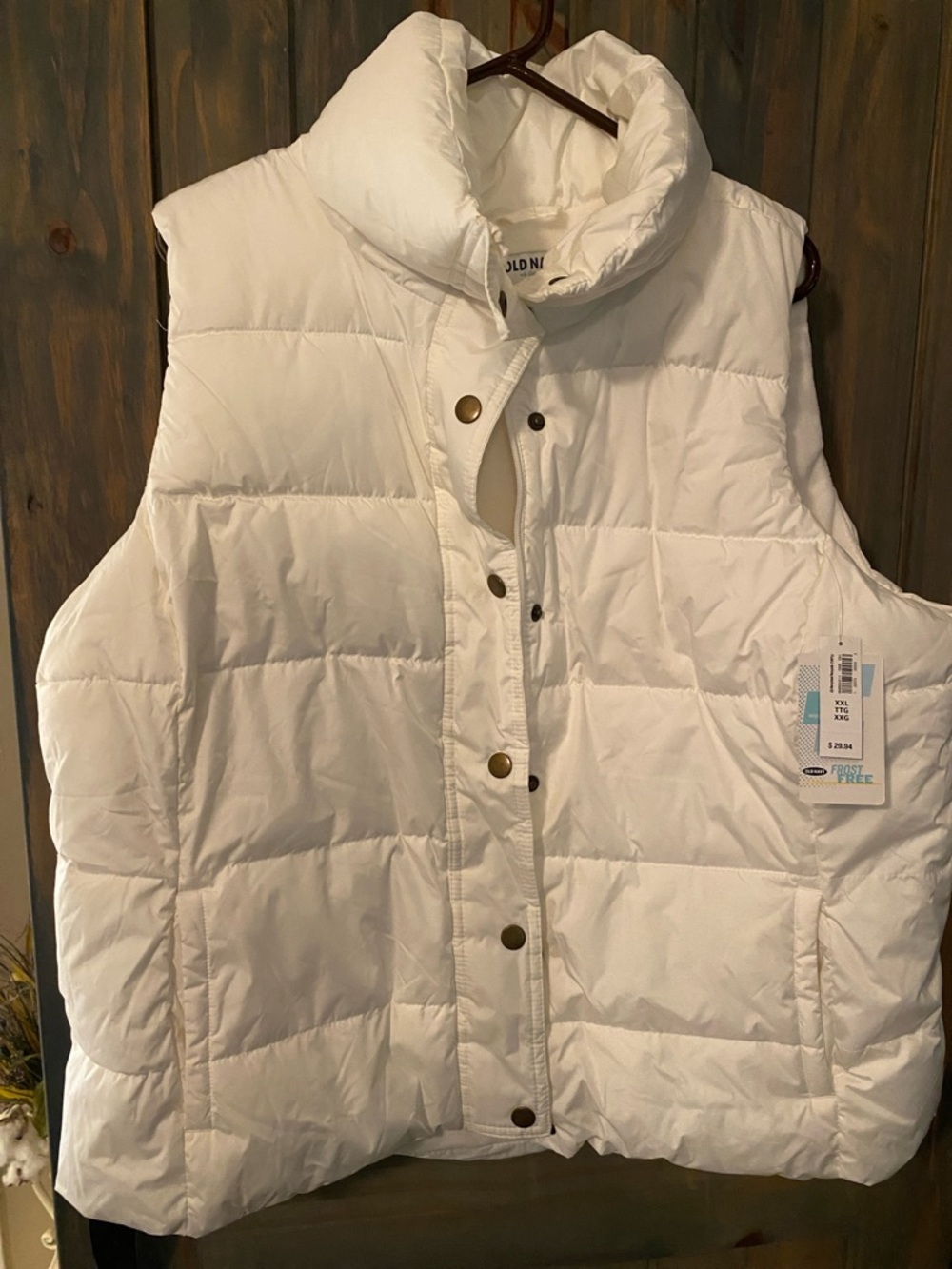Old Navy White Quilted Puffer Vest